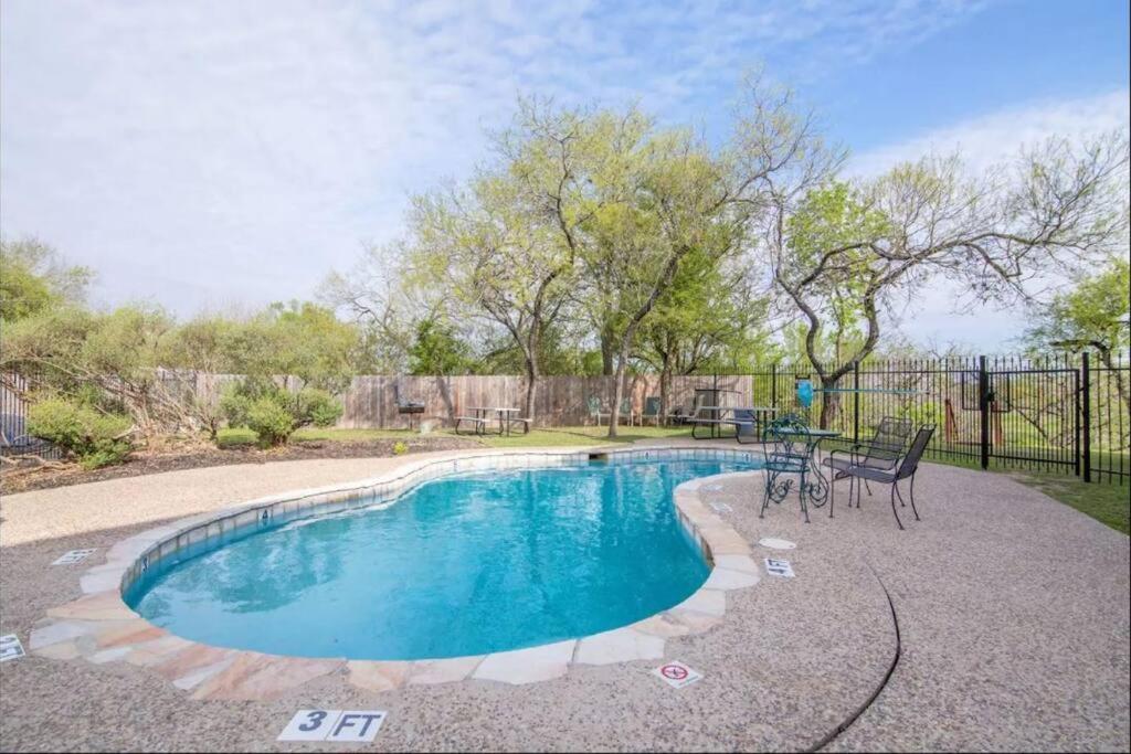 Guadalupe Getaway Apartment New Braunfels Exterior photo